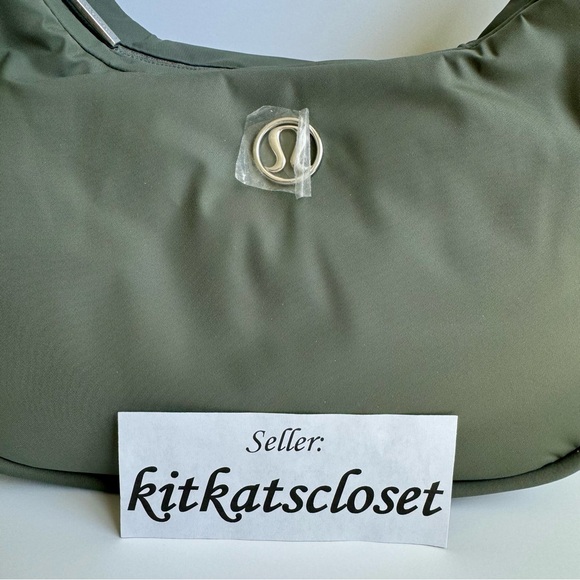 ONLY 1 AVAILABLE!! 🆕 4L GREY SAGE - NWT lululemon mini shoulder bag - Picture 2 of 14